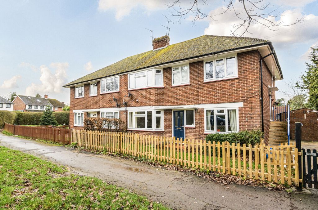 Property photo 1 of 17 1402392-15-698c60...