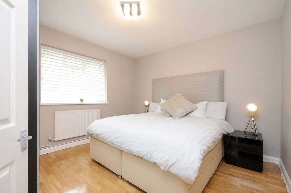 Property photo 2 of 5 Picture No. 08