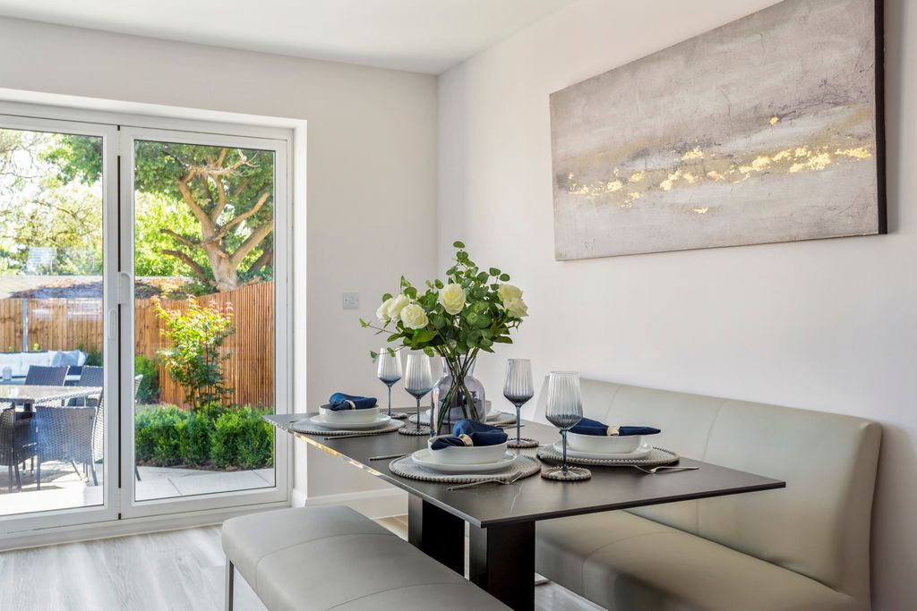 Property photo 3 of 11 Picture No. 14