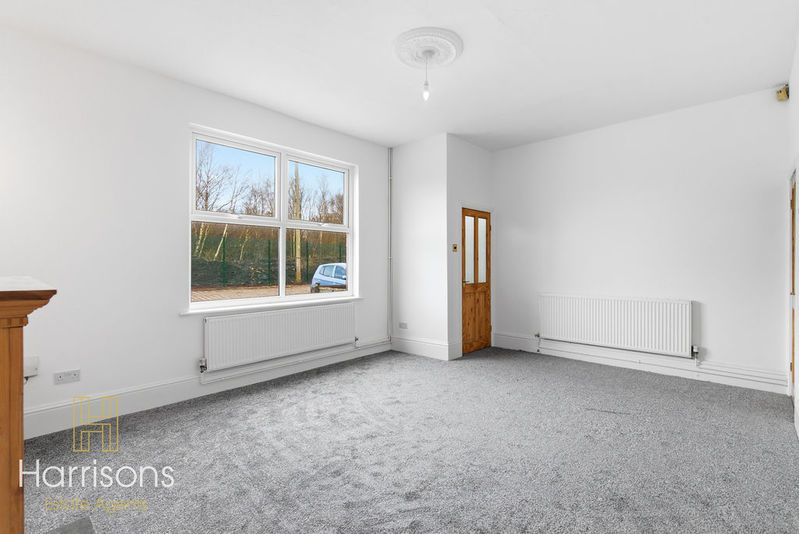 Property photo 3 of 14 Photo 11