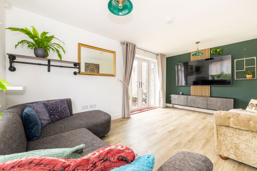 Property photo 2 of 22 Photo 9