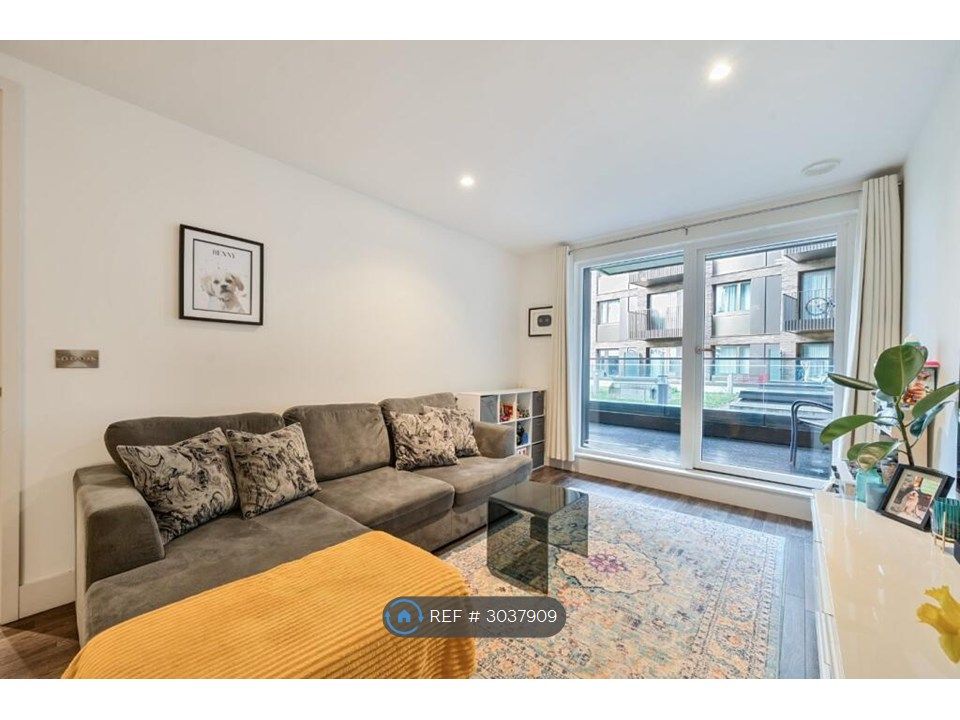 Property photo 2 of 9