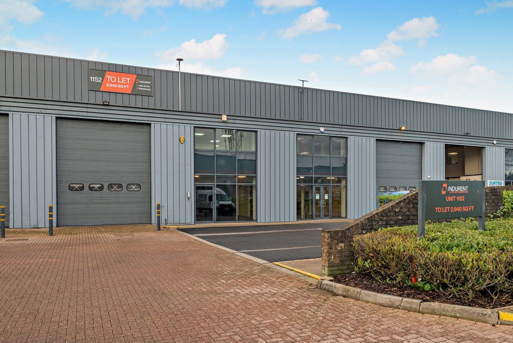 Property photo 2 of 22