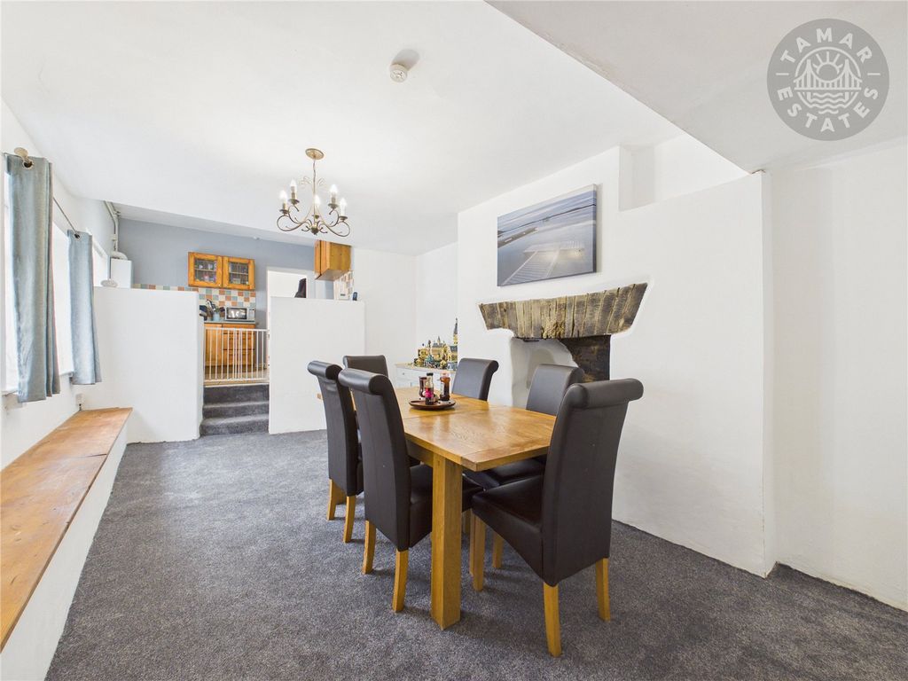 Property photo 2 of 14 Lounge/Dining Room