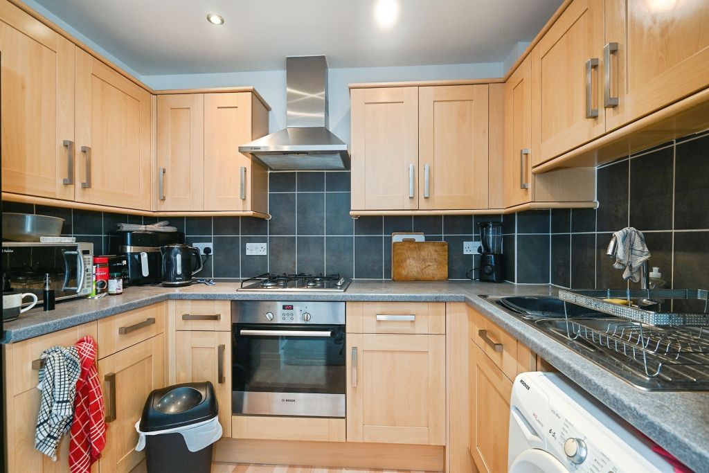 Property photo 2 of 10