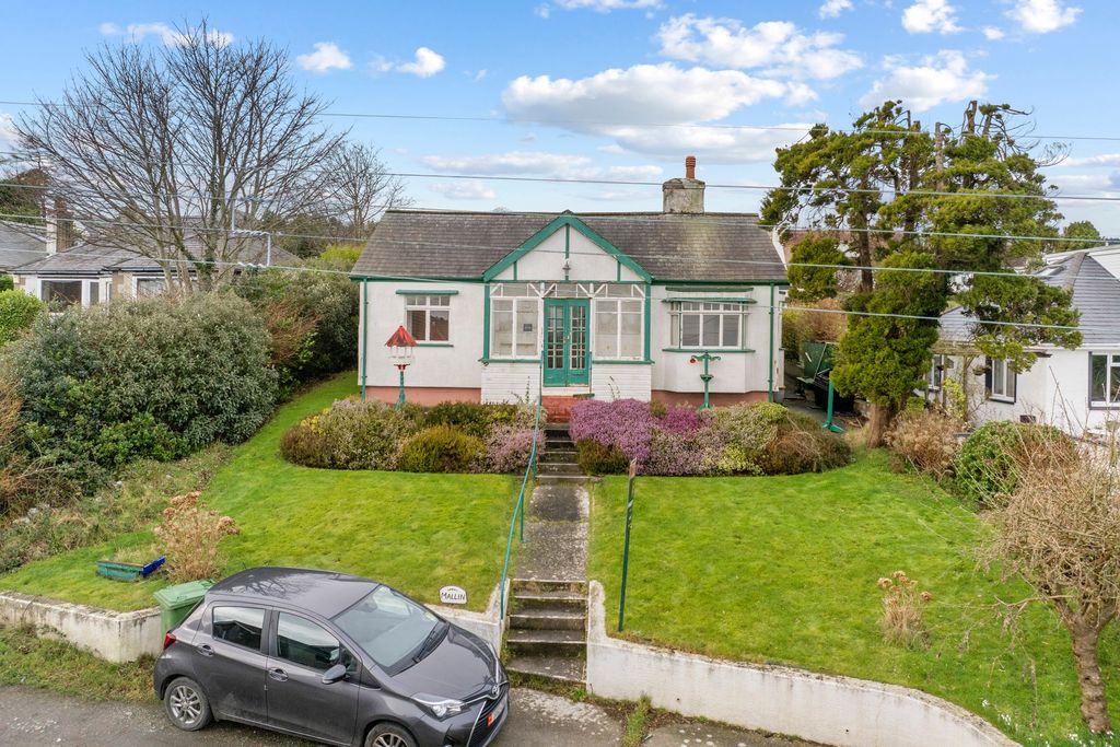 Property photo 1 of 27