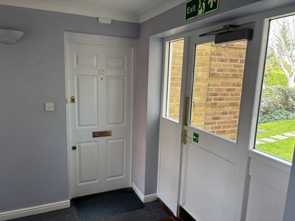 Property photo 2 of 24