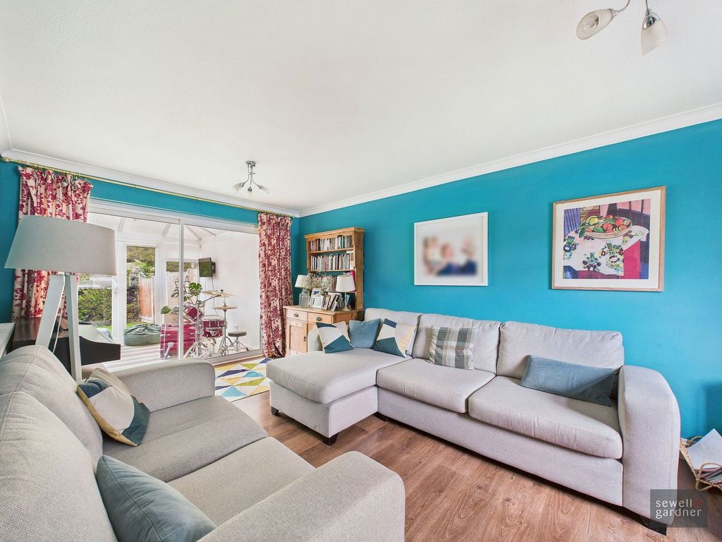 Property photo 3 of 16