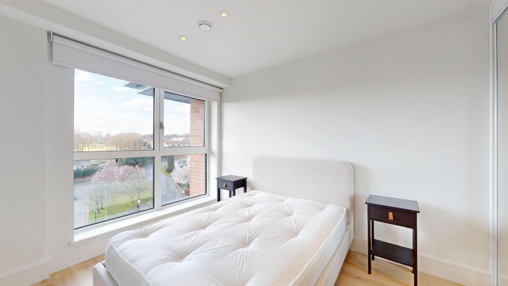 Property photo 3 of 15 Bedroom