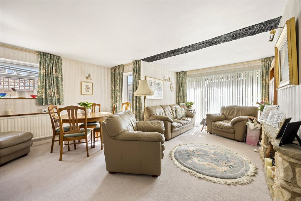 Property photo 2 of 13 Picture No. 02