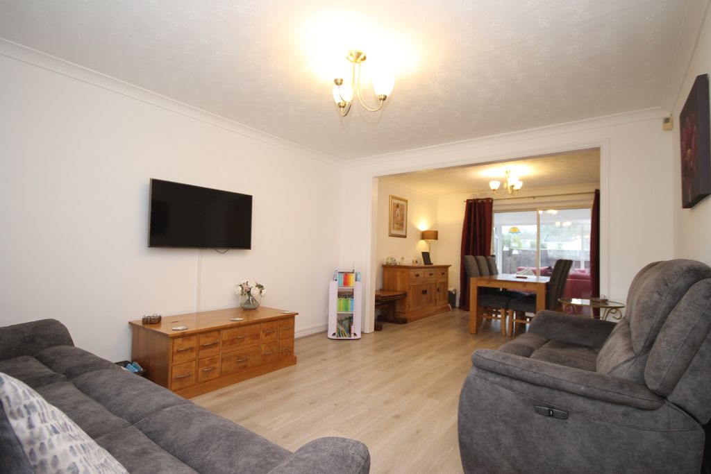 Property photo 2 of 17 Img_8970