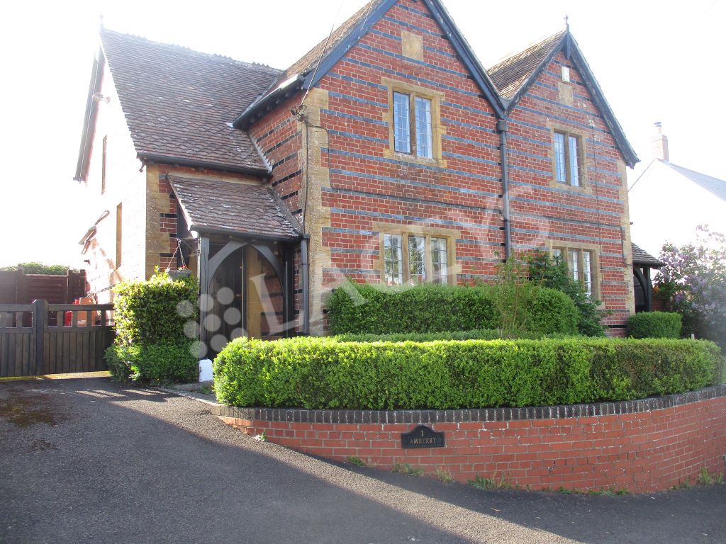 Property photo 1 of 11 Front