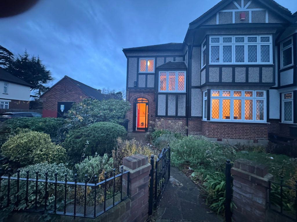 Property photo 1 of 16