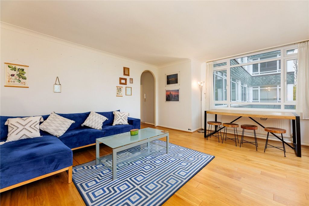 Property photo 1 of 8 Picture No. 10