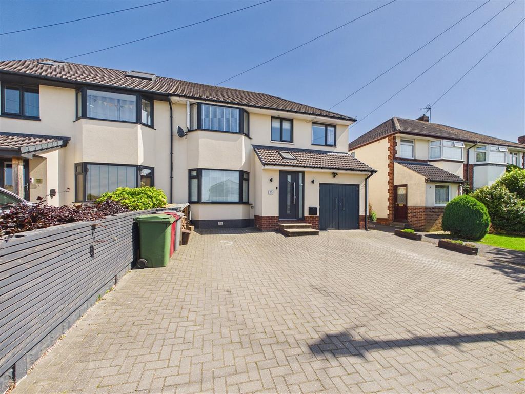 Property photo 1 of 37 Cam05476G0-Pr0225-Still047.Jpg