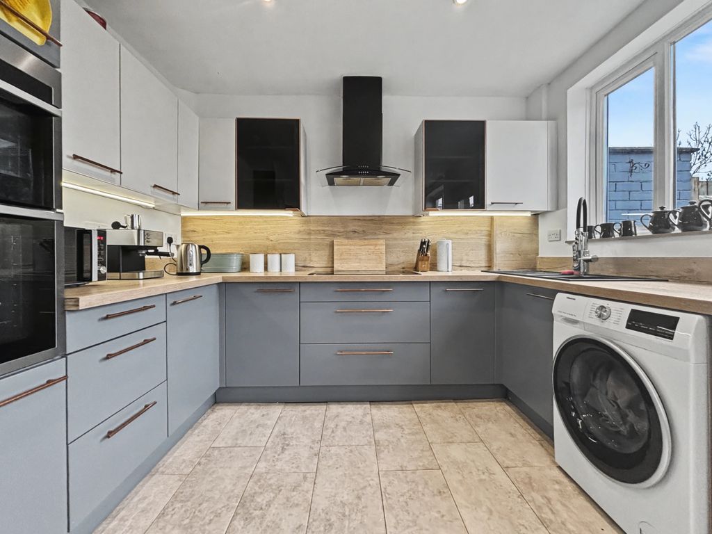 Property photo 2 of 23 02_Img_4159.Jpeg