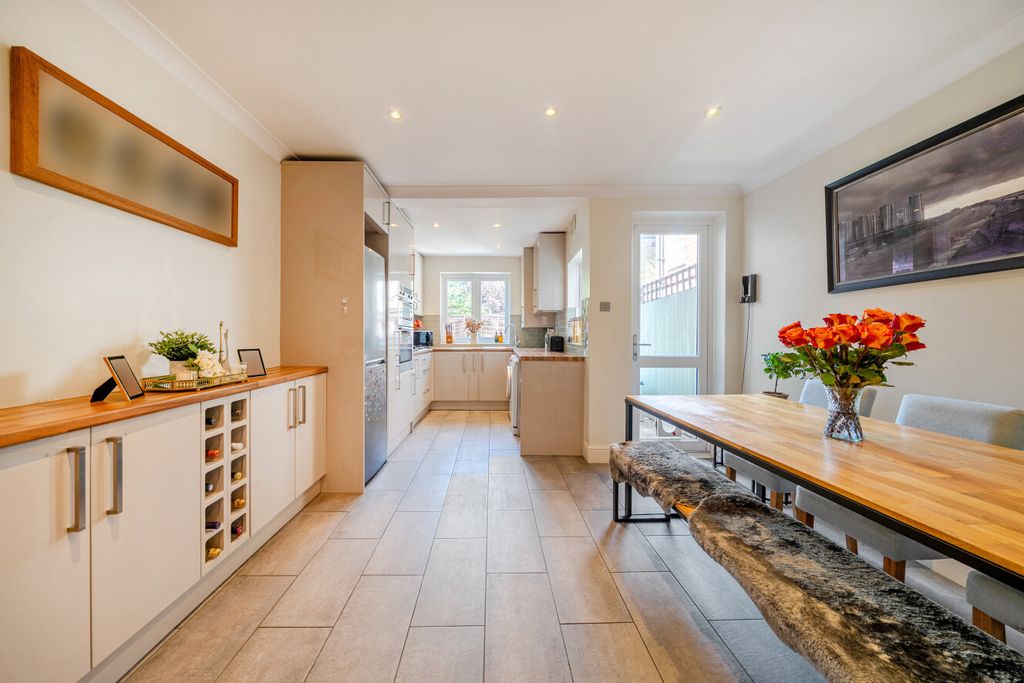 Property photo 3 of 16 1-6A1868Edbb13c-1...