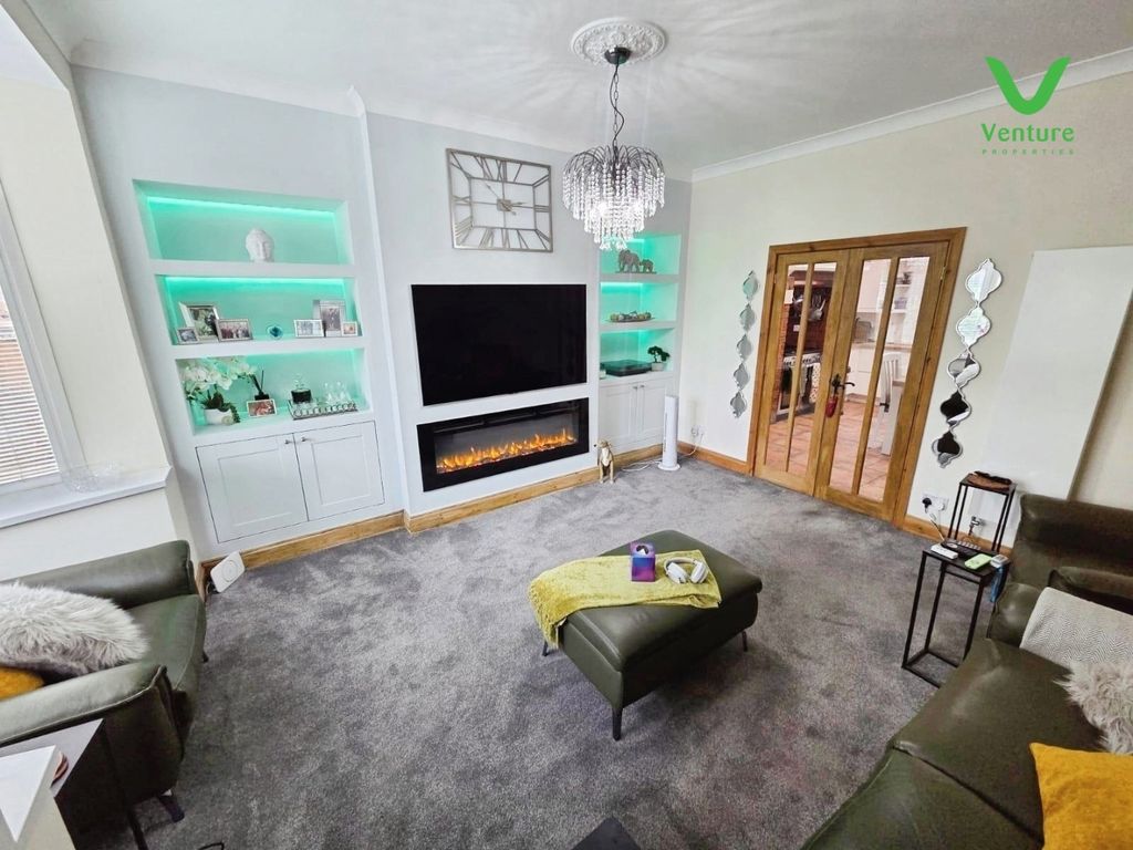Property photo 3 of 14 Pbox-Img.Jpg