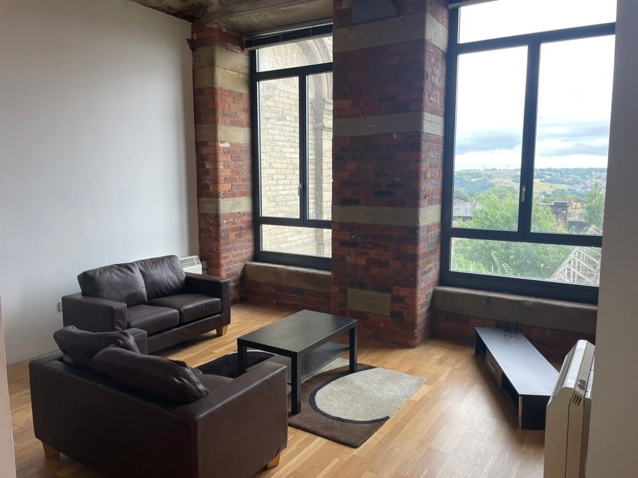 Property photo 2 of 14 Jpg