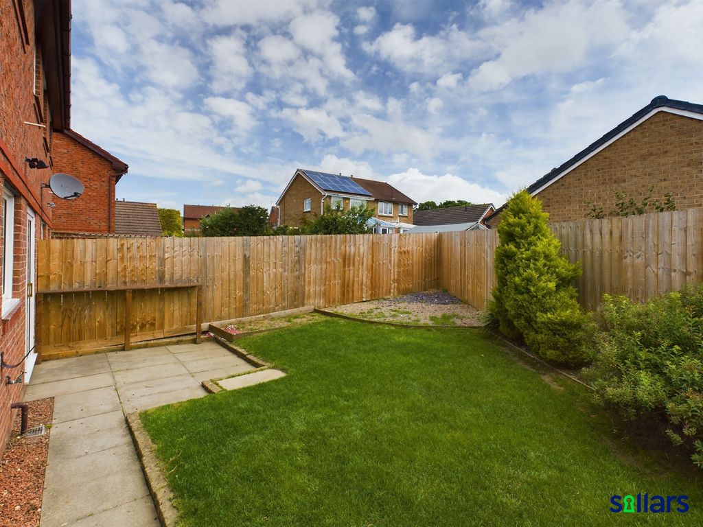 Property photo 2 of 14 Back Garden