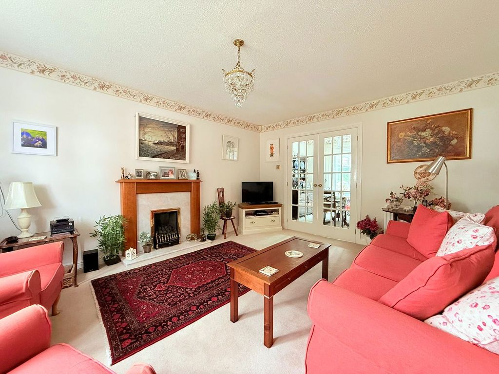 Property photo 3 of 21
