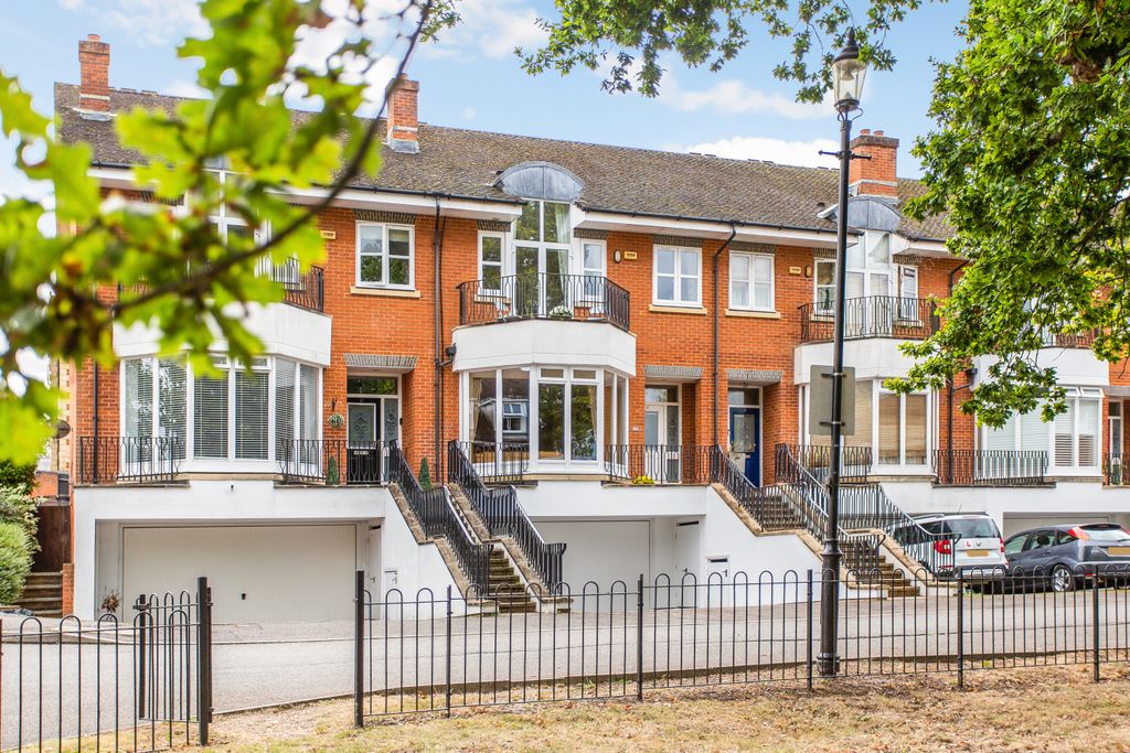 Property photo 1 of 31 1
