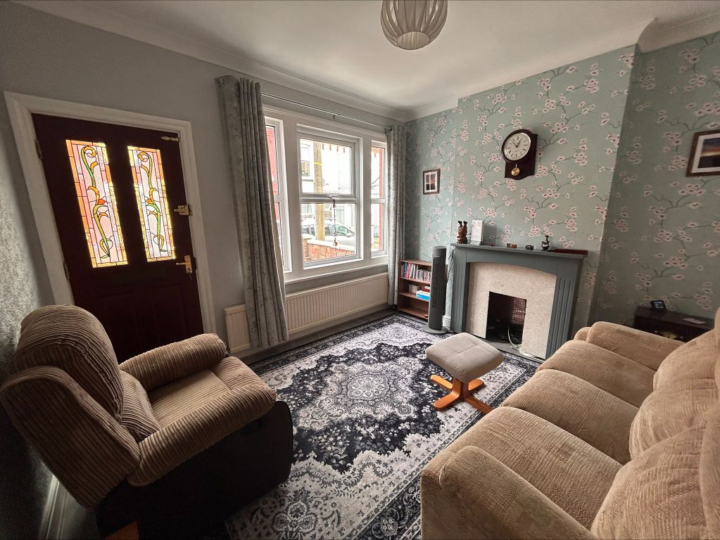 Property photo 3 of 12