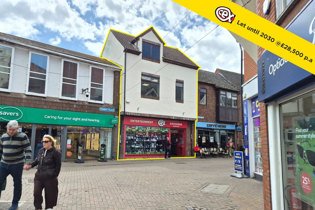 Property photo 1 of 3 15 Market Pl, Nuneaton, CV11 4EE