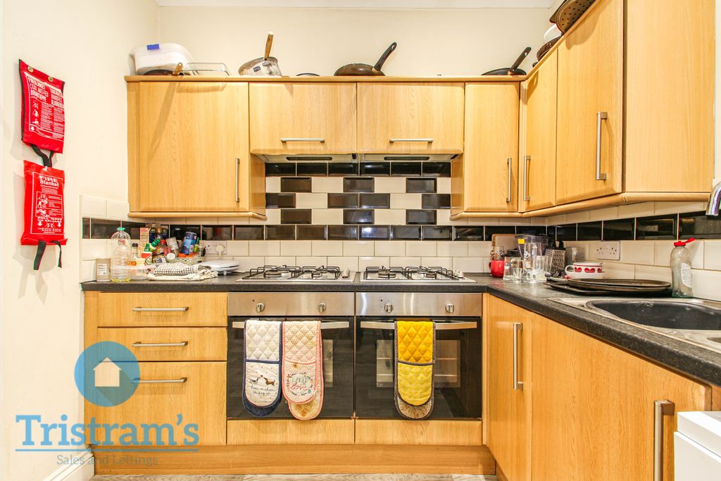 Property photo 3 of 16 Img_6349