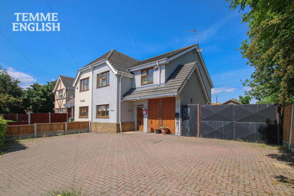 Property photo 1 of 30