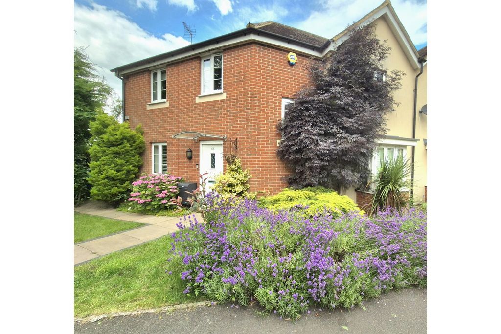 Property photo 1 of 23 Front Garden