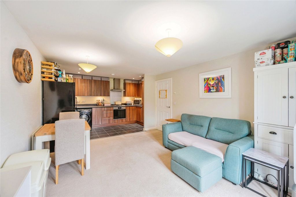 Property photo 2 of 15 Picture No. 03