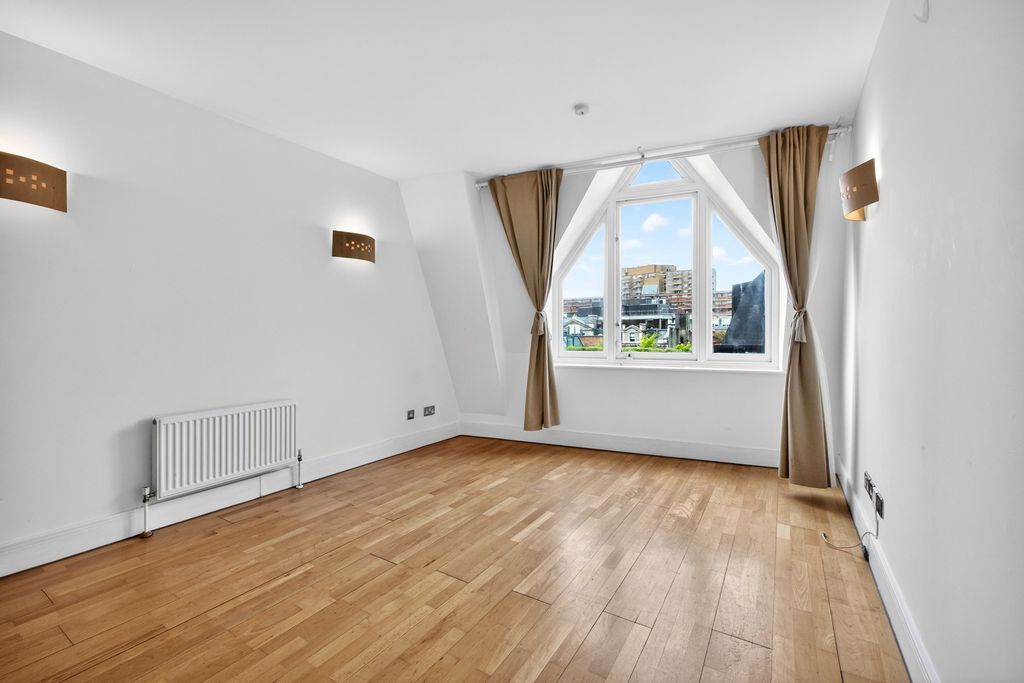 Property photo 1 of 20 Pbox-Img.Jpg