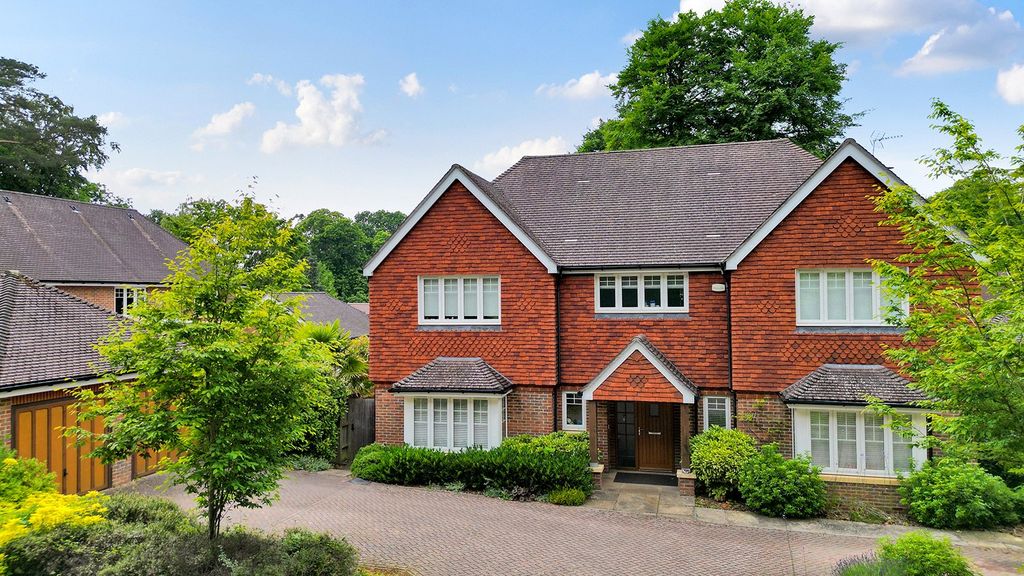 Property photo 1 of 39 Picture No. 44