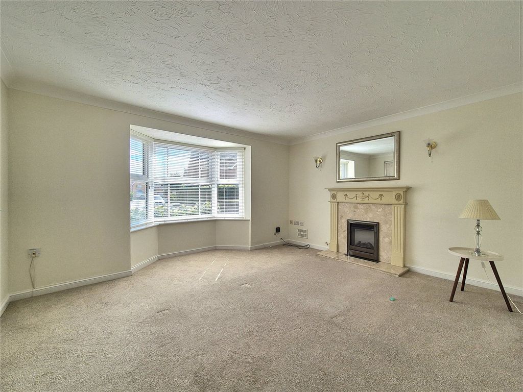 Property photo 2 of 10 Picture No. 12