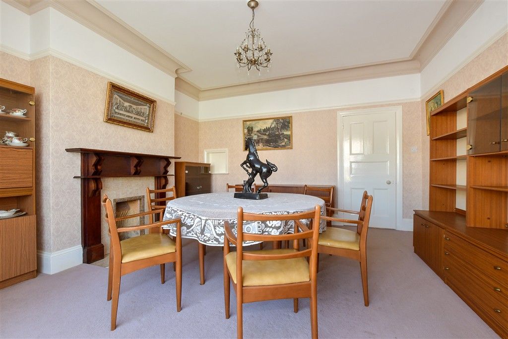 Property photo 2 of 16 Dining Room