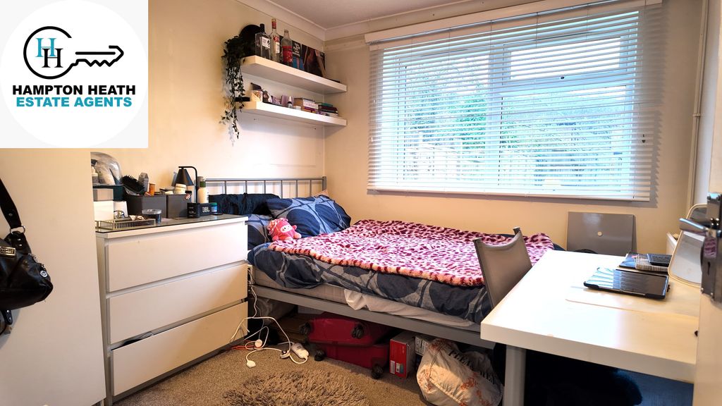 Property photo 2 of 9