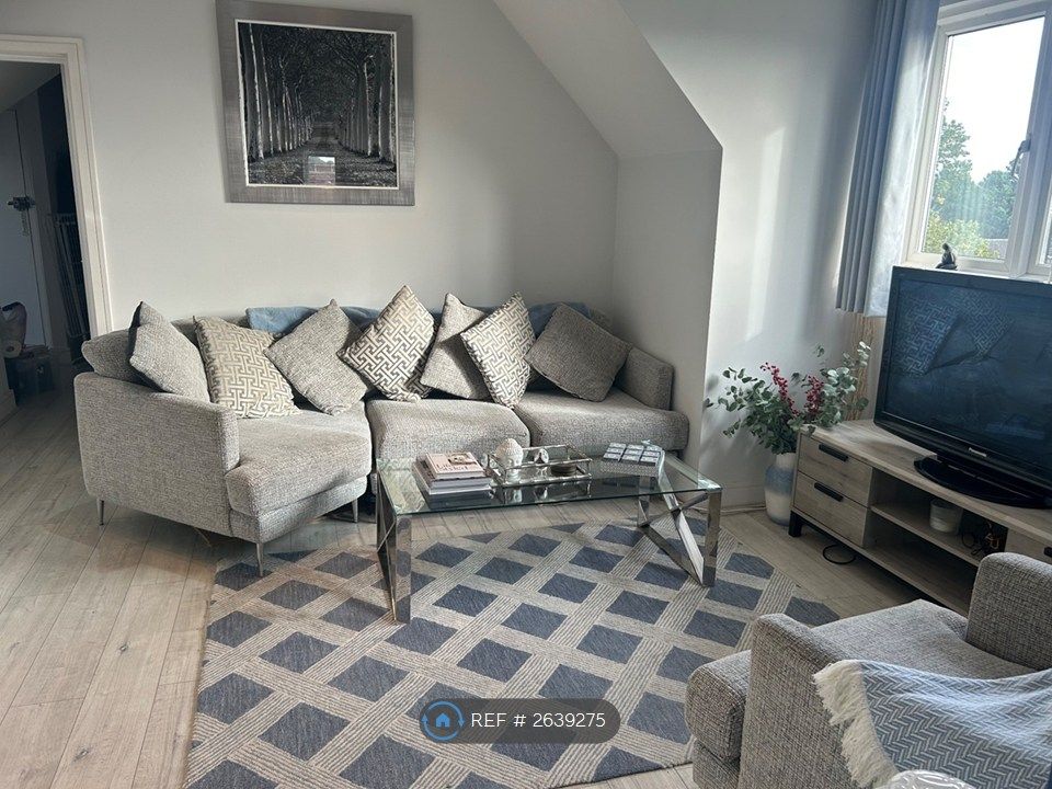 Property photo 3 of 13 Living Room