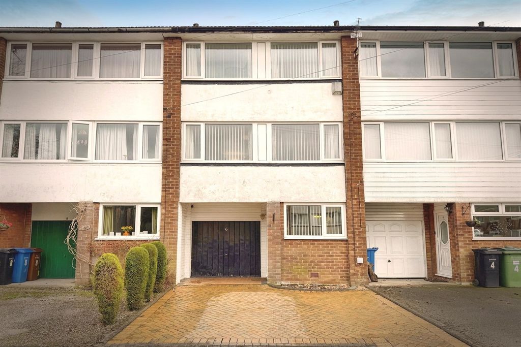 Property photo 1 of 16 (Main)