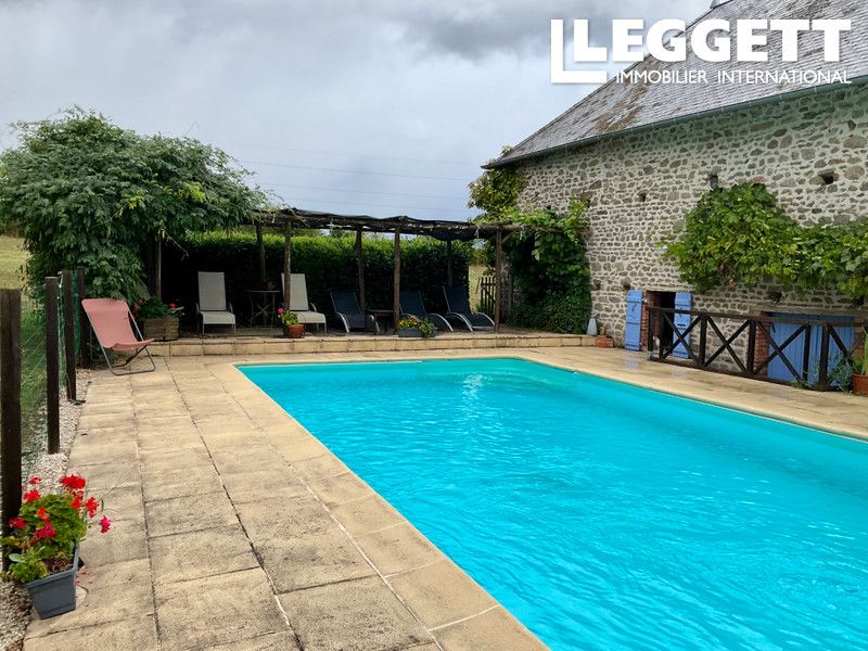 Property photo 2 of 10