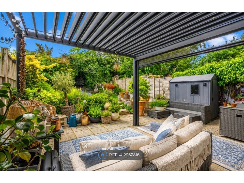 Property photo 1 of 31