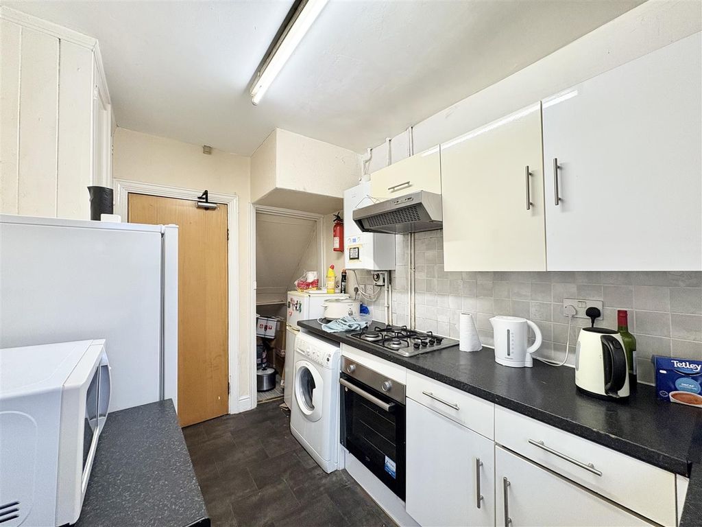 Property photo 2 of 12 Image00009.Jpeg