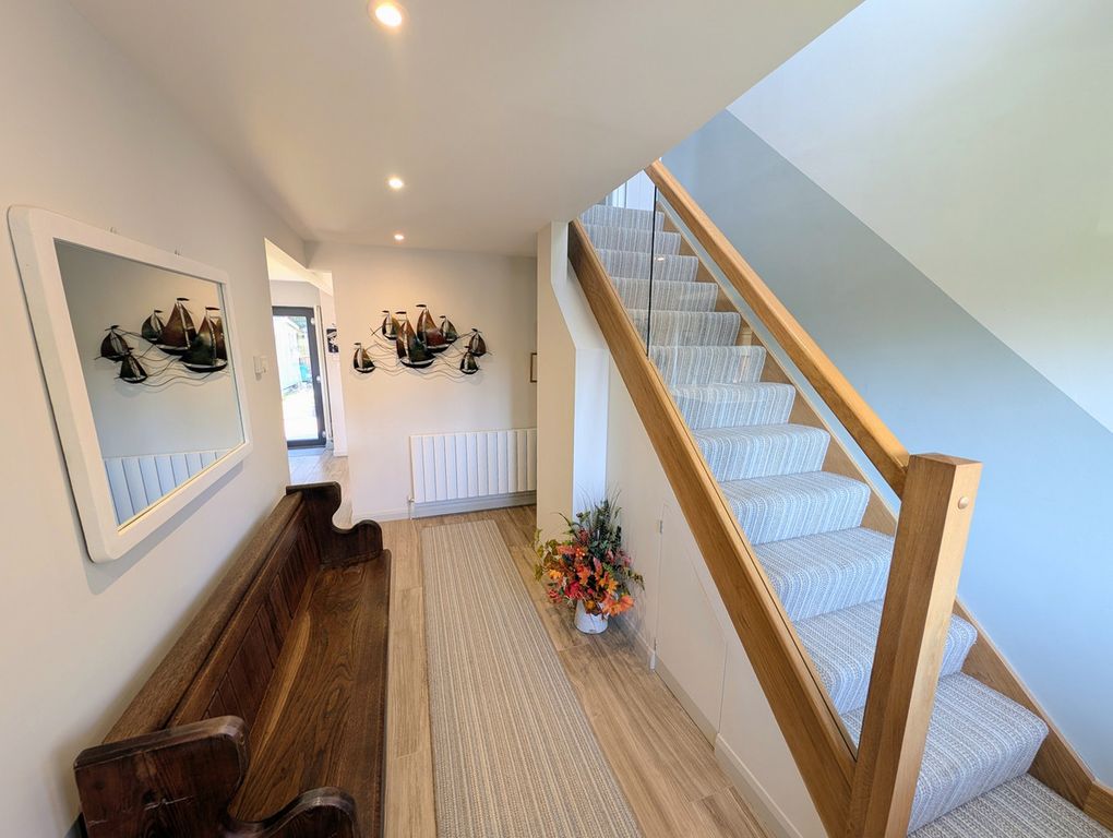 Property photo 3 of 50