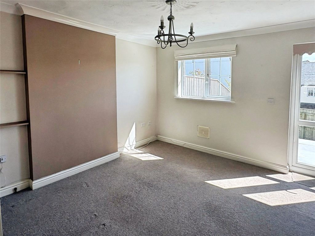 Property photo 2 of 15 Picture No. 66