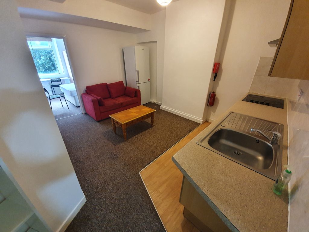 Property photo 2 of 5