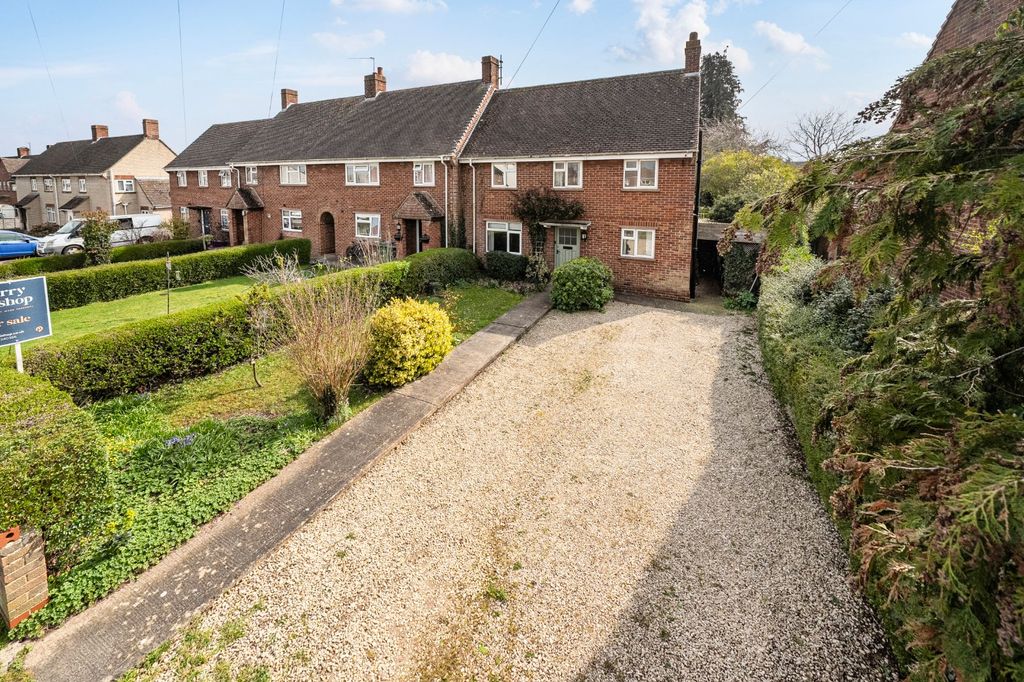 Property photo 1 of 19 Front