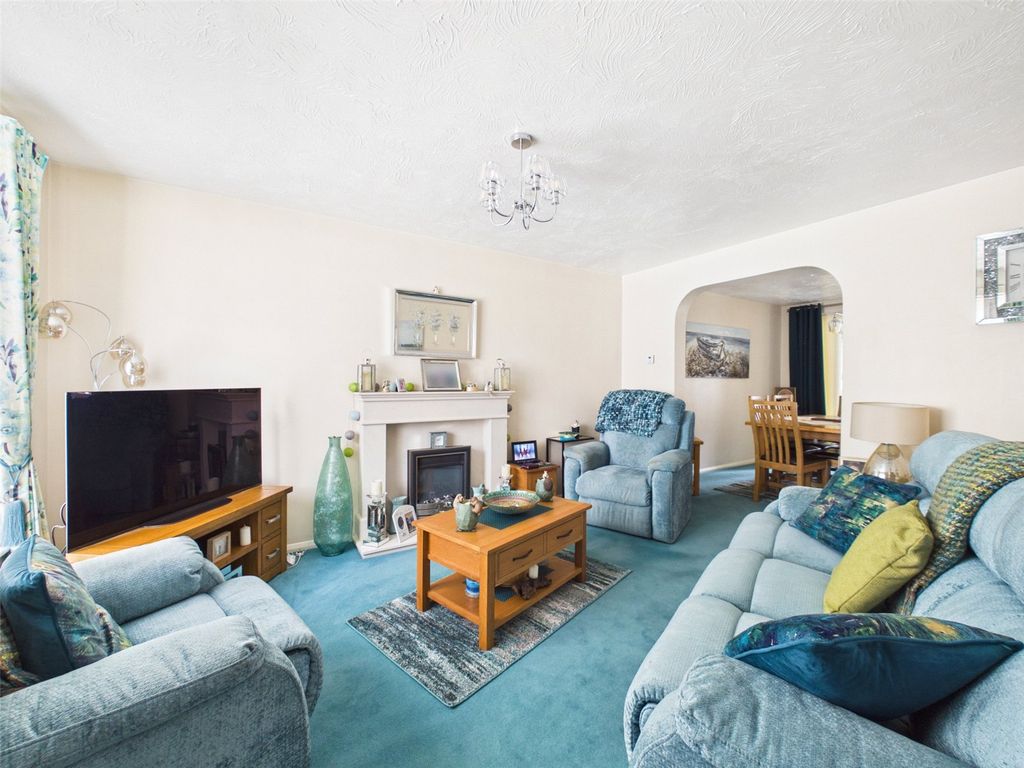Property photo 2 of 19 Picture No. 22
