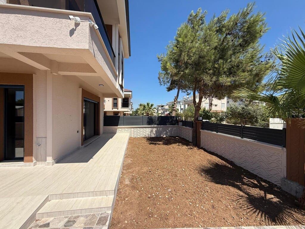 Property photo 3 of 18 Altinkum Villas Traltv698 3