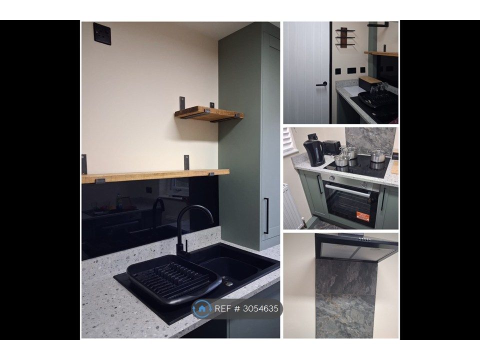 Property photo 1 of 6 Newly Fitted Kitchen