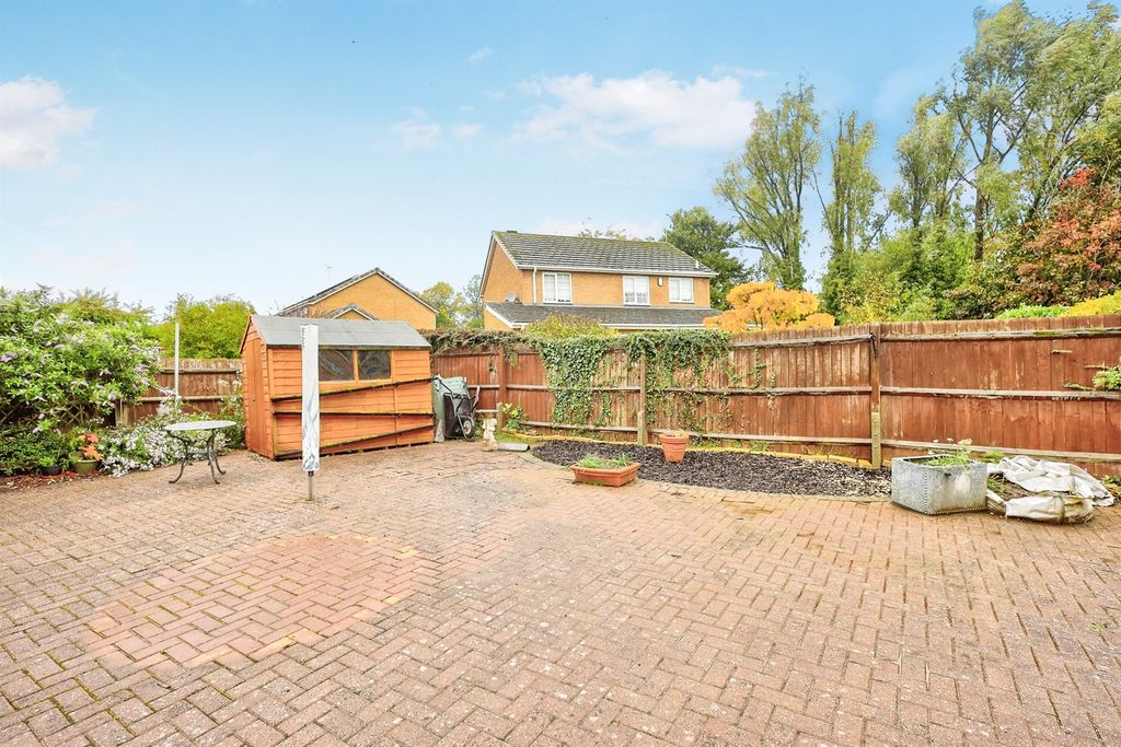 Additional image 21 of 4 bed detached house for saleGable Close, Daventry NN11